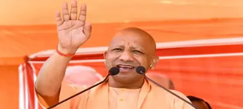 CM Yogi In Kanpur: सीएम बोले- कानपुर को लाल इमली लौटाऊंगा, 725 करोड़ की परियोजनाओं का लोकार्पण-शिलान्यास किया