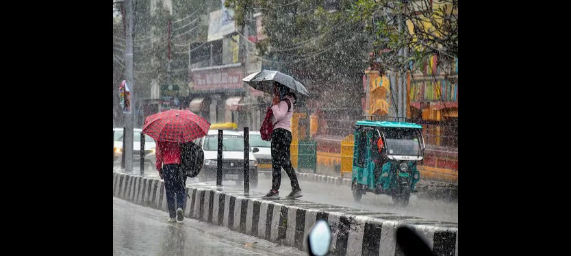 Weather Update : दिल्ली-NCR समेत इन राज्यों में बारिश होने के आसार