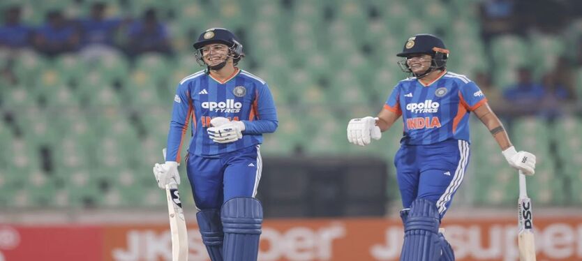 IND W vs SL W : शेफाली-मंधाना  के आगे फेल अट्टापट्टू की पारी