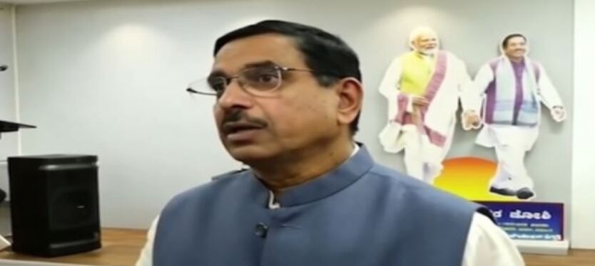minister-prahlad-joshi