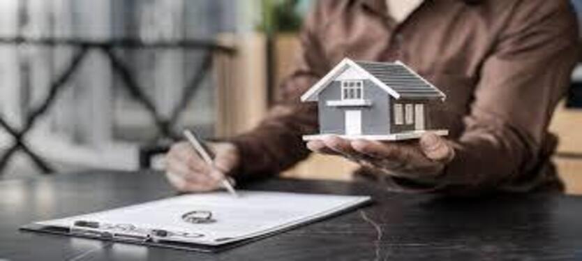 Britain में आर्थिक मजबूती की मिसाल बने भारतीय, अध्ययन