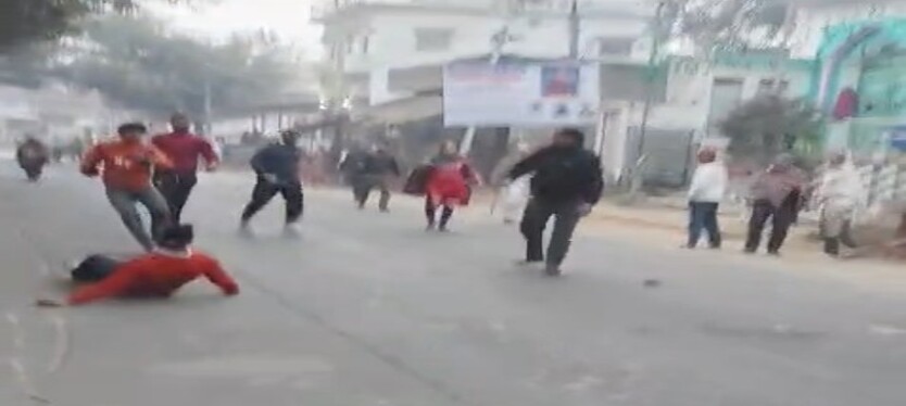 Amroha : देवबंदी और बरेलवी पक्ष के लोगों में खूनी संघर्ष, पुलिस तैनात