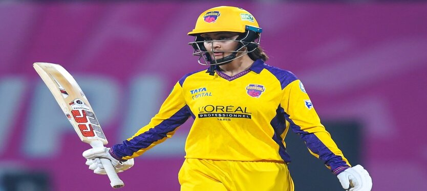 MIW vs UPW: हरलीन ने यूपी वॉरियर्स को दिलाई पहली जीत, 7 विकेट से हराया