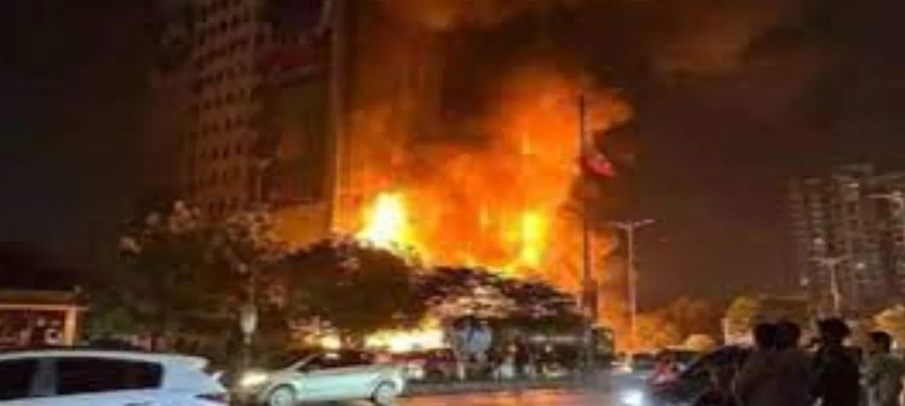 pakistan-shopping-mall-fire