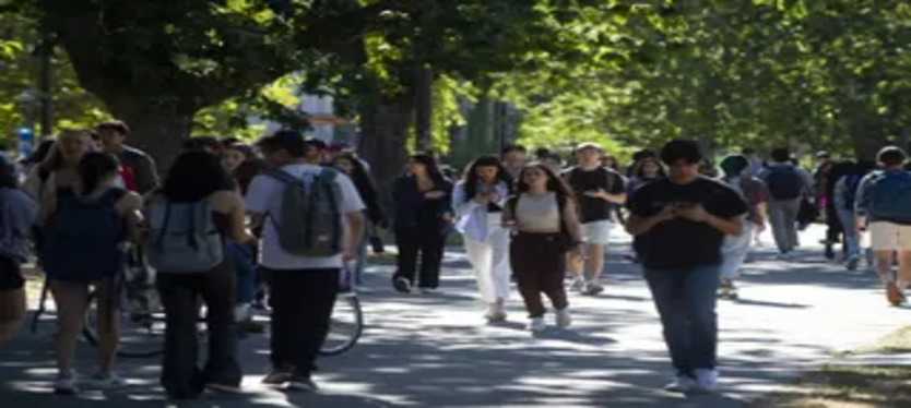 Canada : घटी विदेशी छात्रों की संख्या, भारतीय छात्रों पर दिखा असर