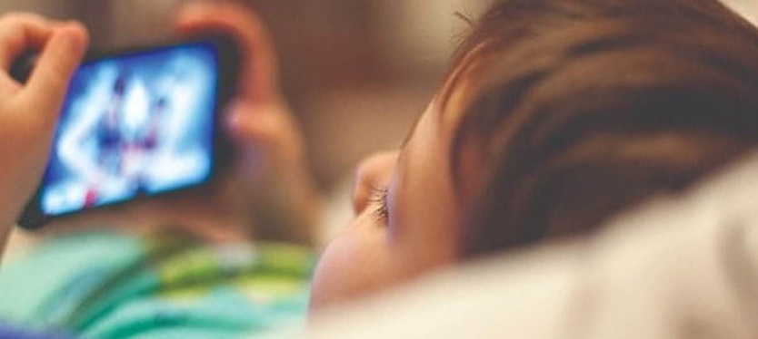 Mobile-phones-and- gadgets-are-increasing- eye-problems-aiims