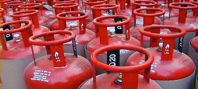 अमेरिका-ईरान जंग के बीच LPG Gas Cylinder हुआ महंगा