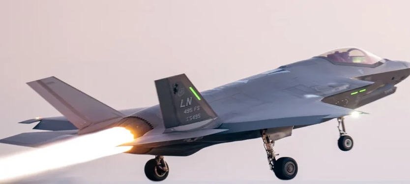 stealth-fighter-jet-F-35