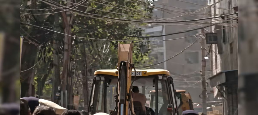 uttam-nagar-delhi-bulldozer-action