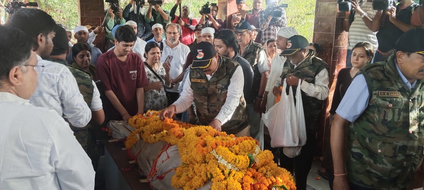 disha-sharma-cremation