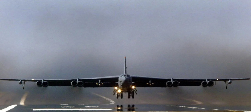US-B-52-bomber-crashes