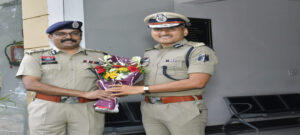 बद्रीनारायण मीणा ने बस्तर रेंज के पुलिस महानिरीक्षक का पदभार किया ग्रहण