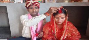 जौनपुर की शाहजहां बानो बनी प्रतीक्षा, प्रेमी पवन के साथ लिए 7 फेरे