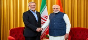 PM मोदी और ईरानी राष्ट्रपति मसूद पेजेशकियान की बिश्केक में हुई भेंट