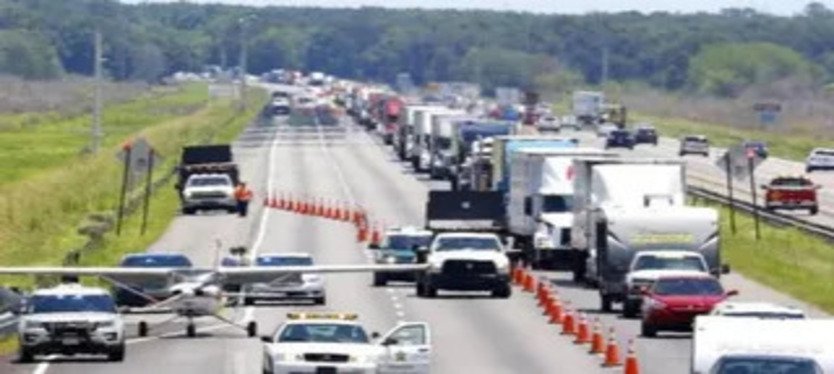 Plane-Emergency-Landing-On-Highway-