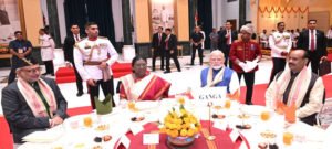 राष्ट्रपति भवन में एट होम समारोह, PM मोदी समेत कई हस्तियां पहुंचीं