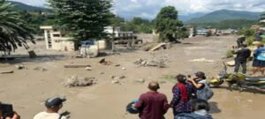 NEPAL: इमारतों को निगल गया सैलाब, 2000 फीट चौड़े ग्लेशियर ने कैसे बदली काठमांडू की तस्वीर