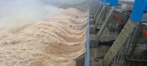 UP : 263.1 मीटर पहुंचा कनहर बांध का जलस्तर, 14 फाटक खोले गए