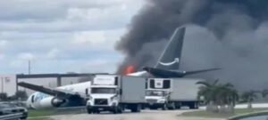 America : मियामी एयरपोर्ट पर Boeing 767 जेट हुआ क्रैश
