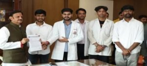 MP : इंटर्न डॉक्टरों का बढ़ा स्टाइपेंड, 50 फीसदी बढ़ोतरी के साथ अब मिलेंगे 21,500 रुपये, हड़ताल खत्म