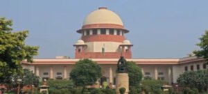 CEC और चुनाव आयुक्तों को कानूनी छूट देने वाले कानून पर SC में सुनवाई