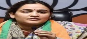 सैफई पहुंची अपर्णा यादव, बोलीं- 2027 विधानसभा चुनाव अहम